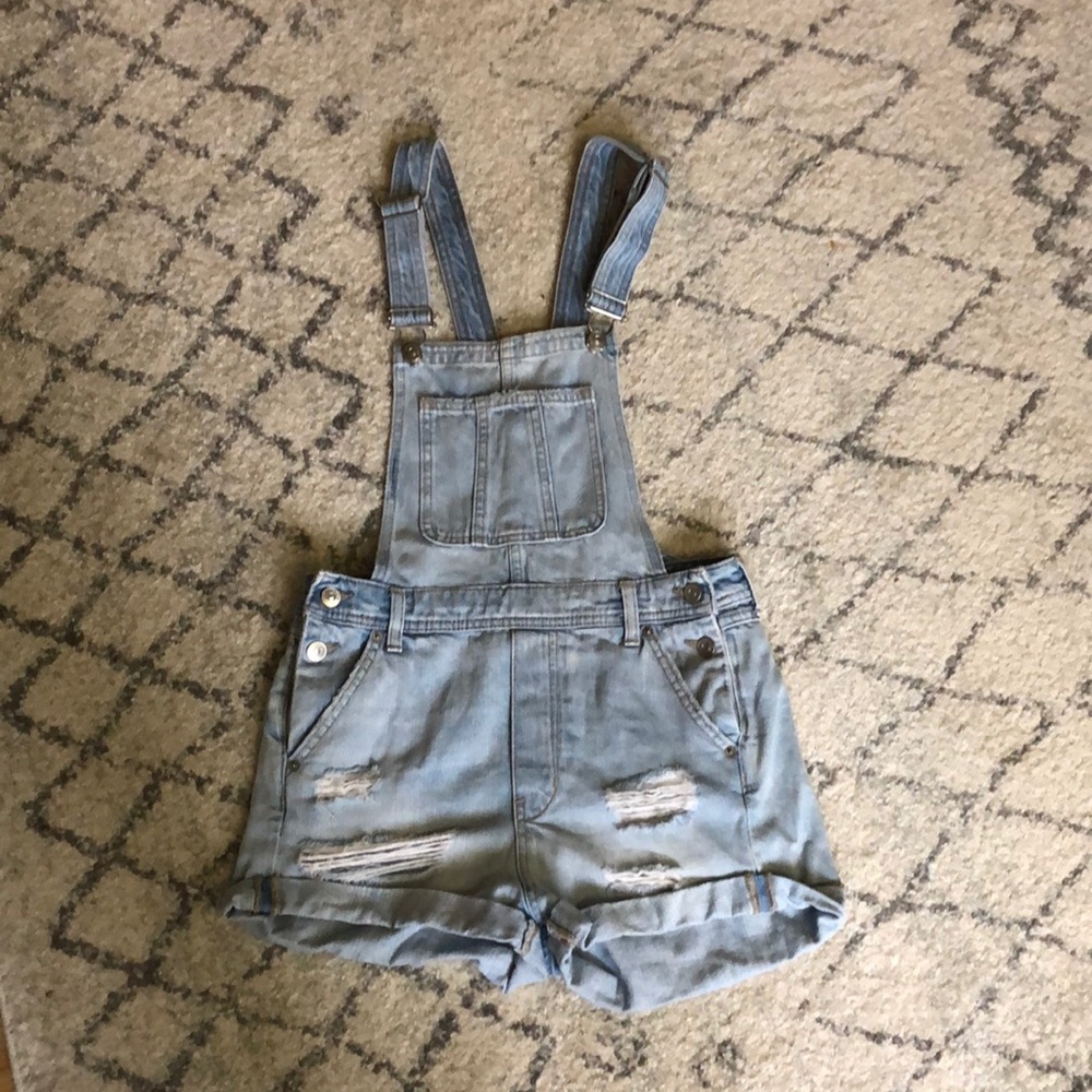 Light Wash Jean Overall Shorts